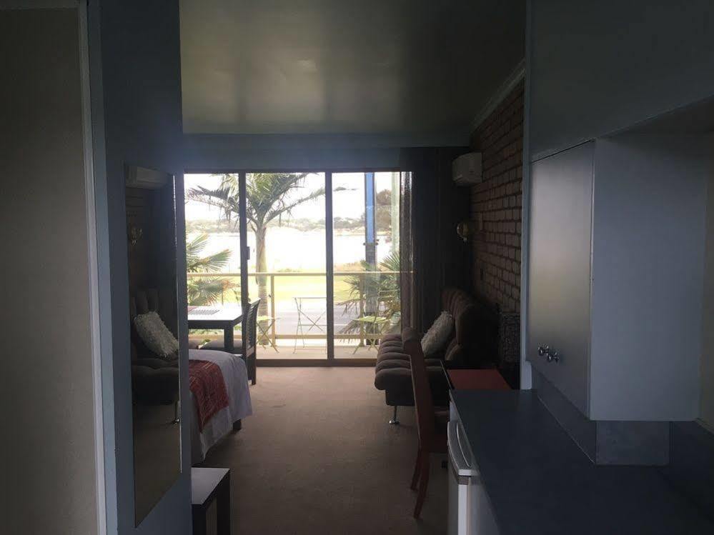 Abel Tasman Waterfront Motel Lakes Entrance Buitenkant foto